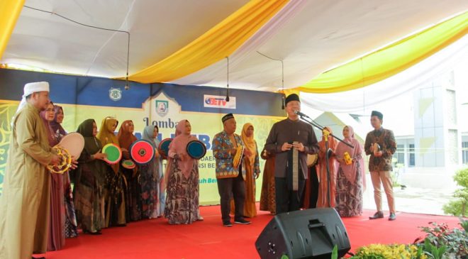 Gubernur Bengkulu Rohidin Mersyah menyampaikan kasambutanta  pada Lomba Qasidah, Senin (03/04/2023)