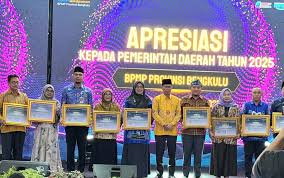 Komitmen Mutu Pendidikan, Disdikbud Seluma Terima Penghargaan BPMP Bengkulu